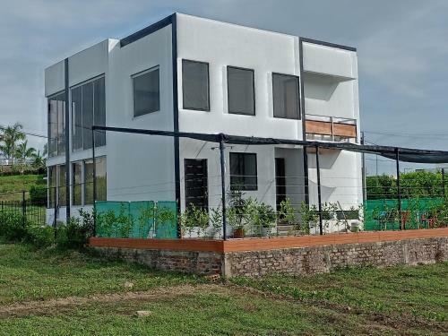 Villa Mansi�n Con Piscina Privada