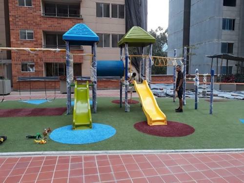 Hermoso, Moderno Y Confortable Apartamento.