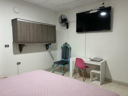 Hostal Cool House 24horas