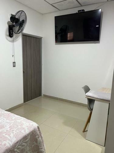 Hostal Cool House 24horas