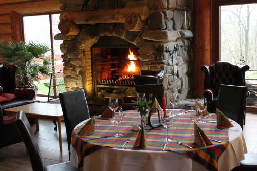 Hostal Rezidence U Jezera