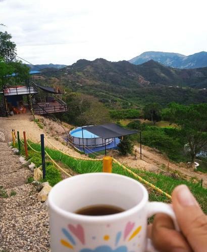 Horizon View Glamping