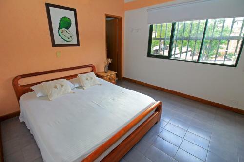 Hotel La Casa Amarela