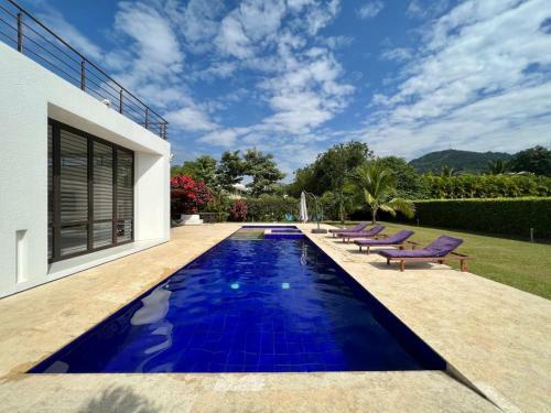 Casa En Anapoima Estilo Mediterr�neo