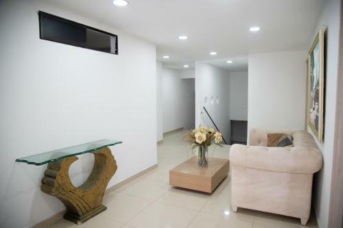 Hotel Imperial House
