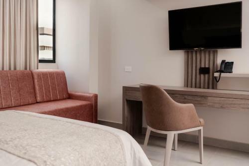 Hotel Amari Living Suites