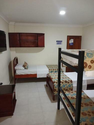 Hotel Paseo Colon Inn