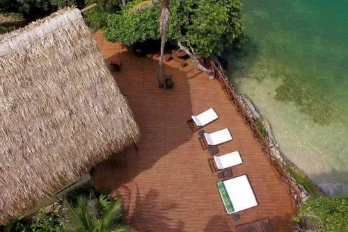 Lodge Isla �nica