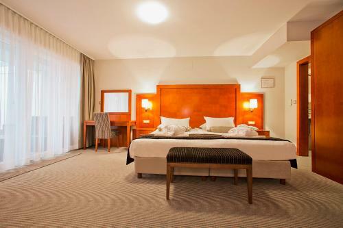 Hotel Pinia