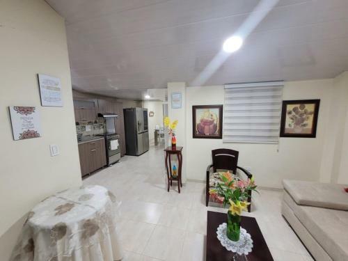 Apartamento Sur de Cali- Sobre Avenida Principal