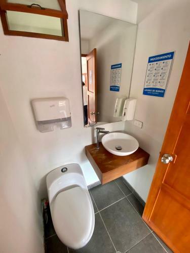 Hostal Patio Del R�o