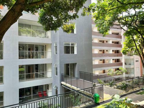 Stylish New 2br Apartment In Granada
