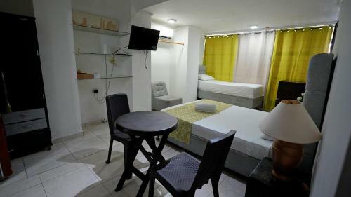 Apartamento Estudio Con Entrada Independiente Laguito 1