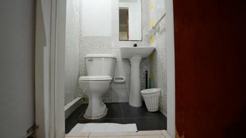 Apartamento Estudio Con Entrada Independiente Laguito 1