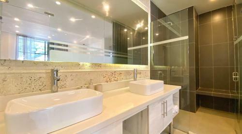 Apartamento Beautiful 1br Suite 105