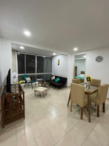 Hermoso Apartamento En El Laguito