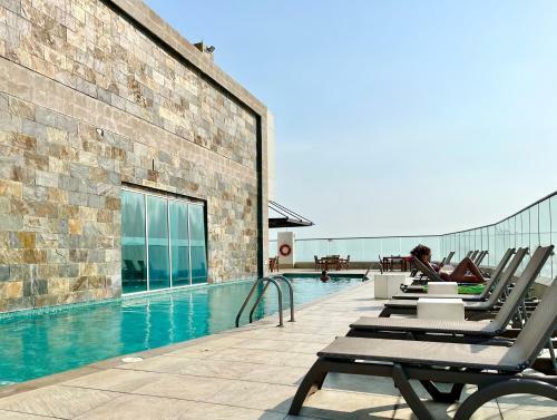Luxurious Cartagena Beachfront Apartment