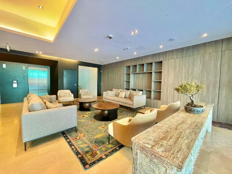 Shg Liv Zona G Hotel