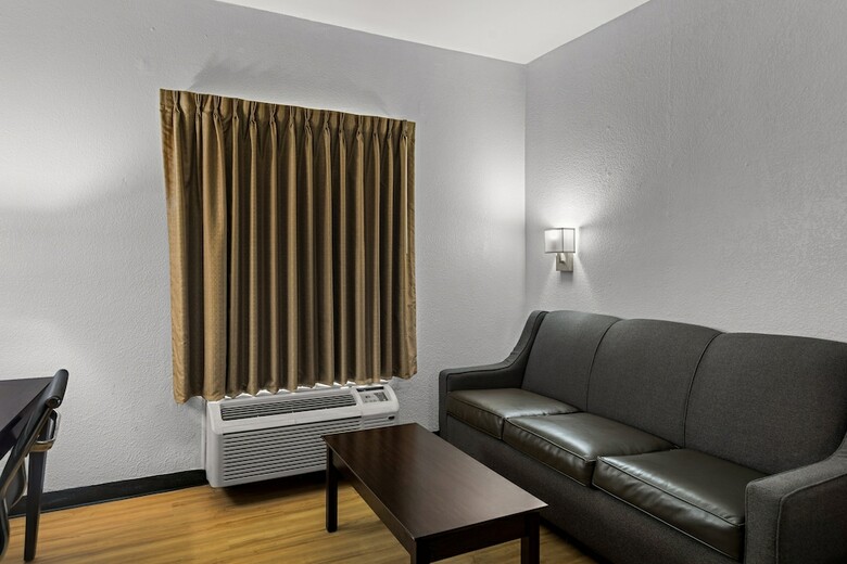 Hotel Quality Suites Hinesville