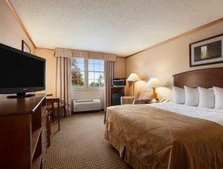 Hotel Ramada Williamsburg And Wasserbahn Waterpark