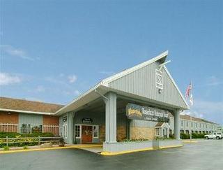 Hotel Ramada Williamsburg And Wasserbahn Waterpark
