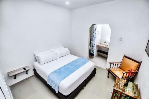 Hotel Tr Econ�mico Y C�modo Con Piscina