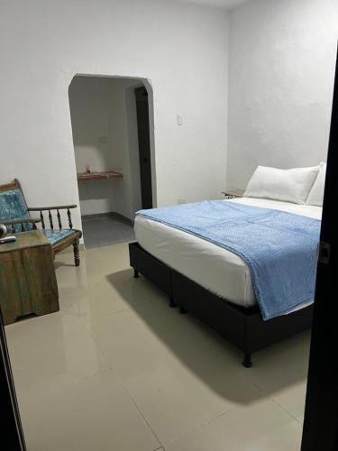 Hotel Tr Econ�mico Y C�modo Con Piscina