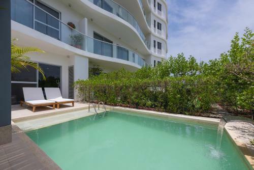 Lujoso Apartamento Con Salida Directa A La Playa Edificio Morros Eco