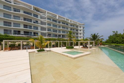 Lujoso Apartamento Con Salida Directa A La Playa Edificio Morros Eco