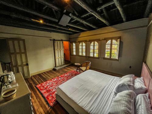 Sr Luis Hotel Boutique - Zona H�roes - Recepci�n Digital 24h