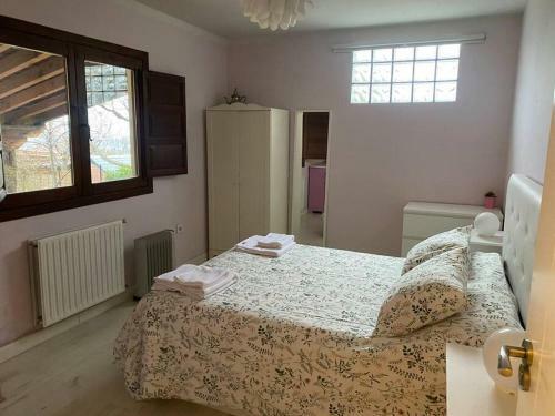 Casa Galatea Con Jard�n Y Junto Al Pueblo