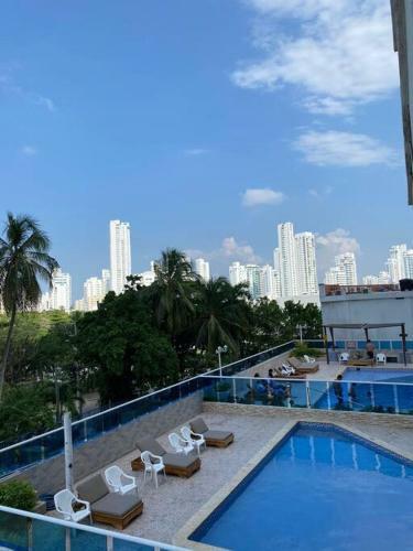 Apartamento Con Piscina Y Cerca A La Playa
