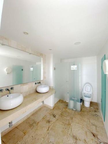 Apartamento 2 Dormitorios Lateral Mar. Salida Directa Playa Morros Las Am�ricas