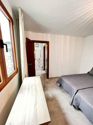 Extenso Y Relajante Apartamento