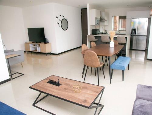 Apartamento Stylish 3 Bdr Condo Ideal Location *poblado