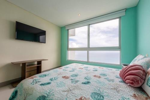 29th Floor Beachfront Apartment In Bocagrande!