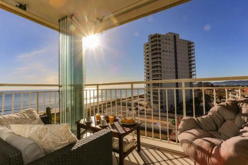Beachfront Apartment 30min From Valencia