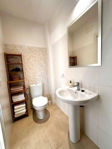 Apartamento Ground Floor With Garden, Swimming Pool And Private Parking