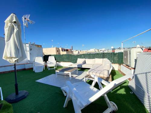 Villa Top-notch Downtown House With Private Rooftop Terrace And Parking Opt
