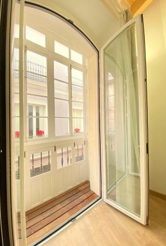 Villa Top-notch Downtown House With Private Rooftop Terrace And Parking Opt
