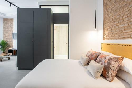 Hommyhome Conteros Cathedral Apartments