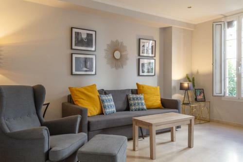C�ntriko Apartments Conteros