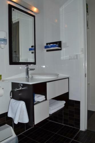 Lufra Hotel And Apartments