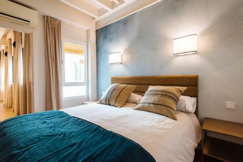 R26 Suites By Magno Apartments