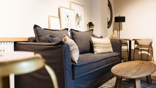 R26 Suites By Magno Apartments