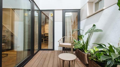 R26 Suites By Magno Apartments