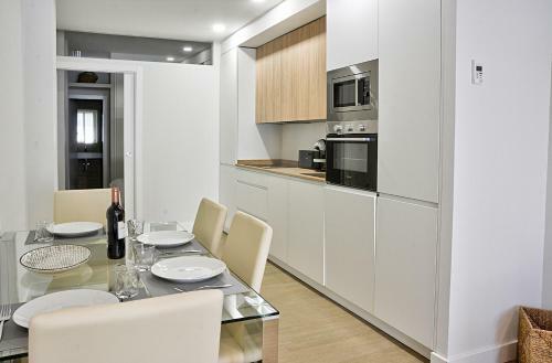 Apartamento De Dos Dormitorios En Triana