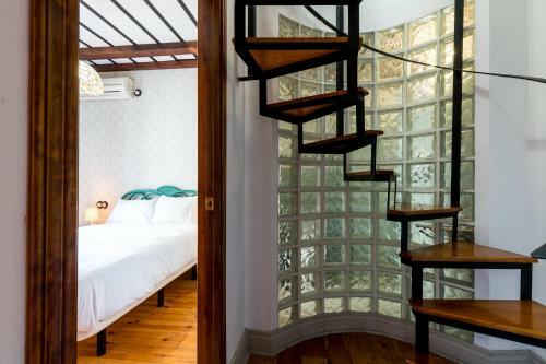 Alameda Suites Apartments