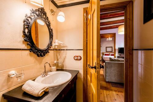 Alameda Suites Apartments