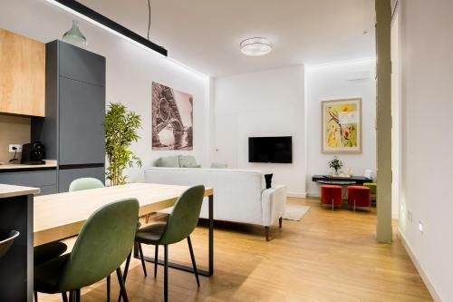 Apartamento Rentalsevilla En El Coraz�n de Sevilla